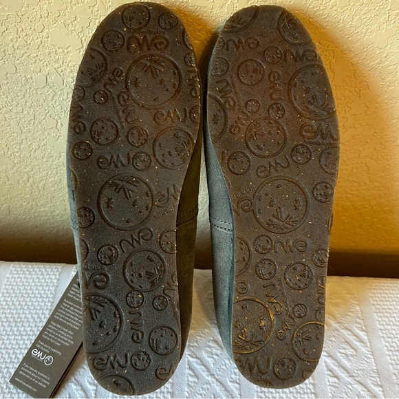 NWT Emu Premium Australian Sheepskin and Suede Gray Loafer Shoes Size W-F9/M-H8 - Picture 8 of 8